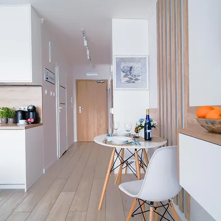 Normandia - Z Klimatyzacja Basen Silownia Parking Apartment